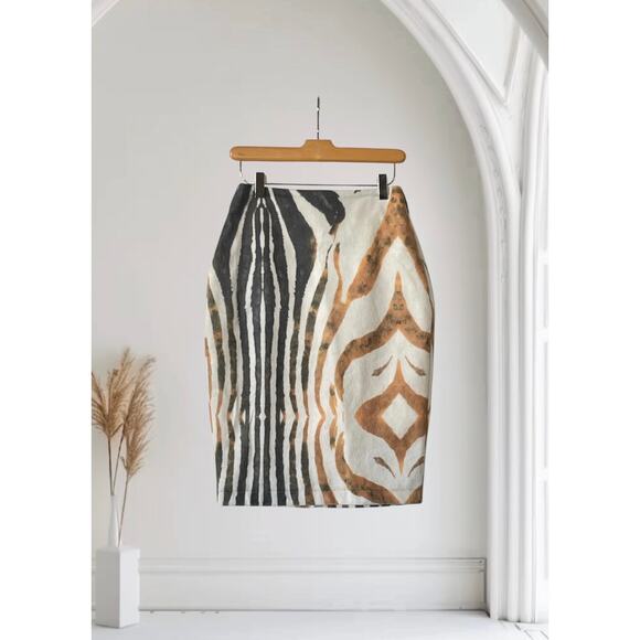 L'ATISTE Zebra Skirt Size Small - Picture 1 of 11
